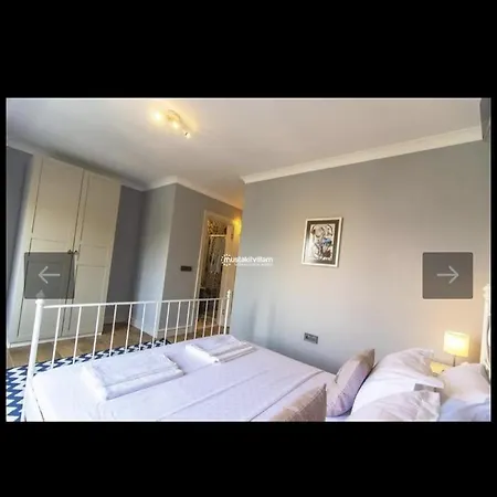 Familia Hotel